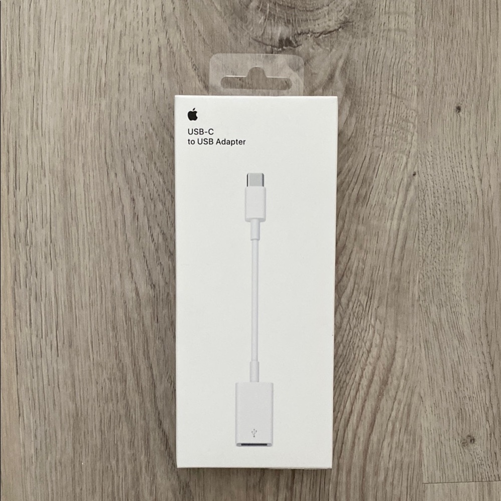 Apple White USB Hub for Seamless Connectivity